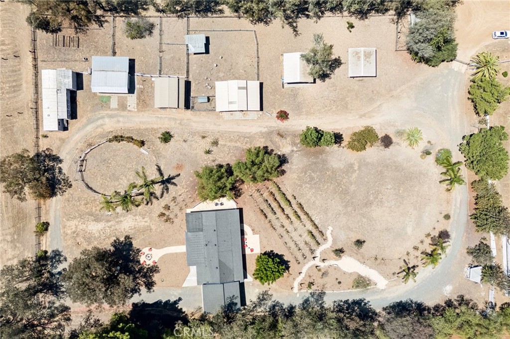 main property photo 46