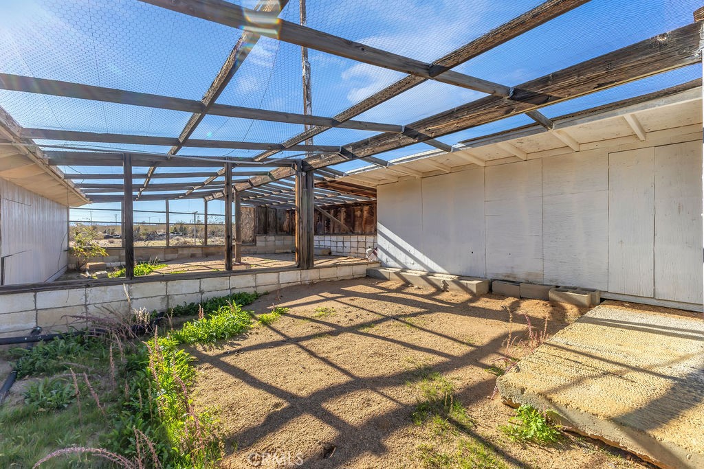 main property photo 38