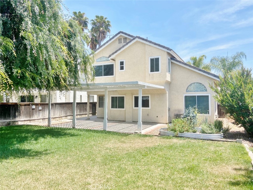 main property photo 17