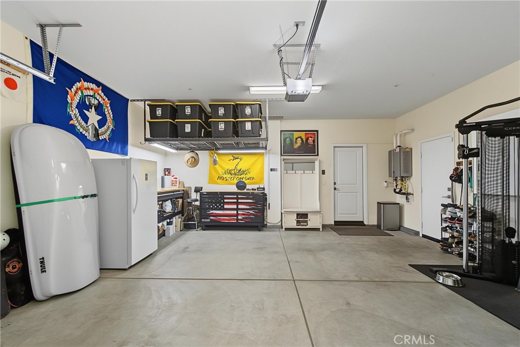 main property photo 40