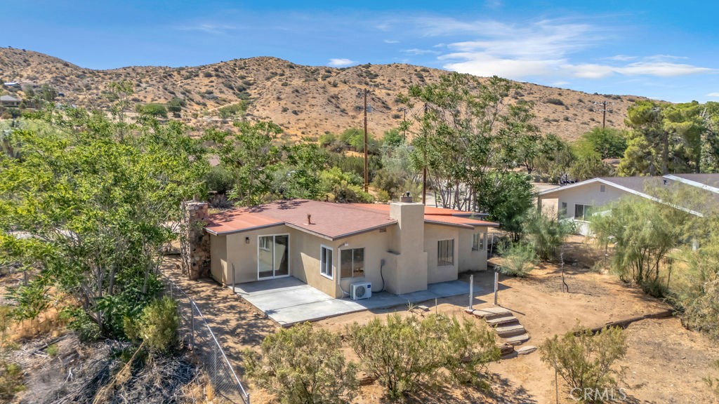 main property photo 9