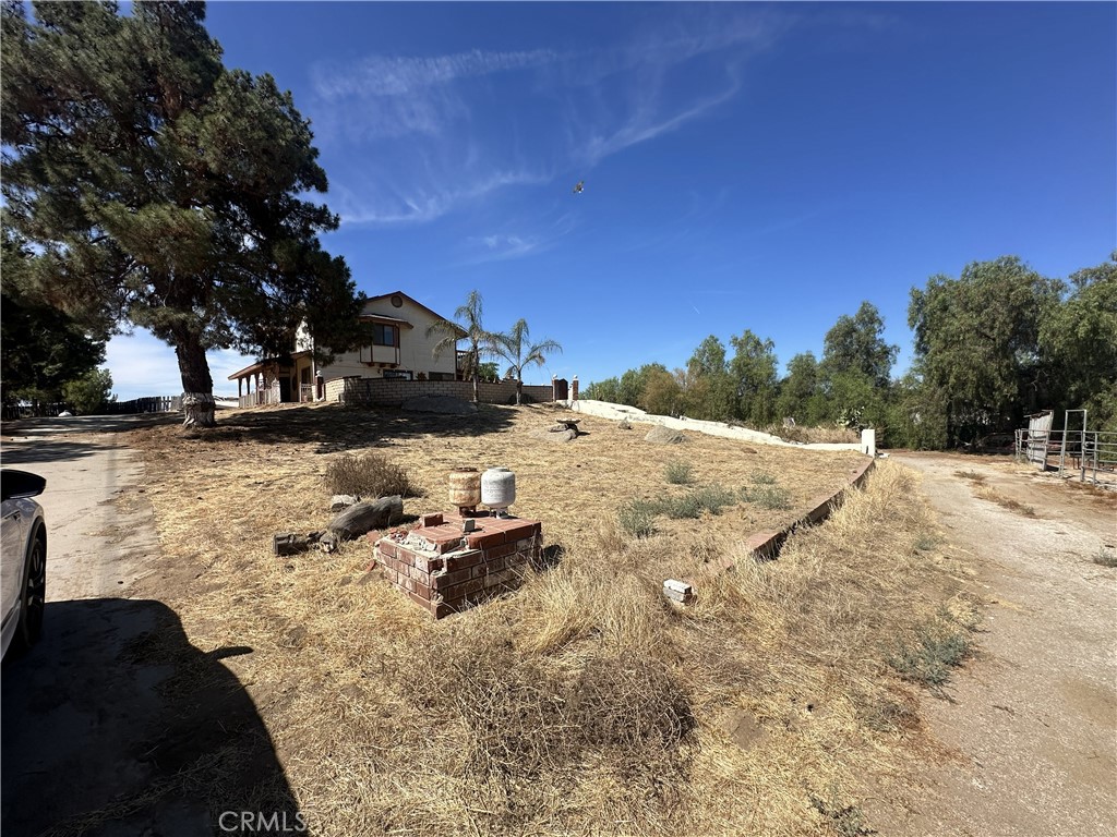 main property photo 33