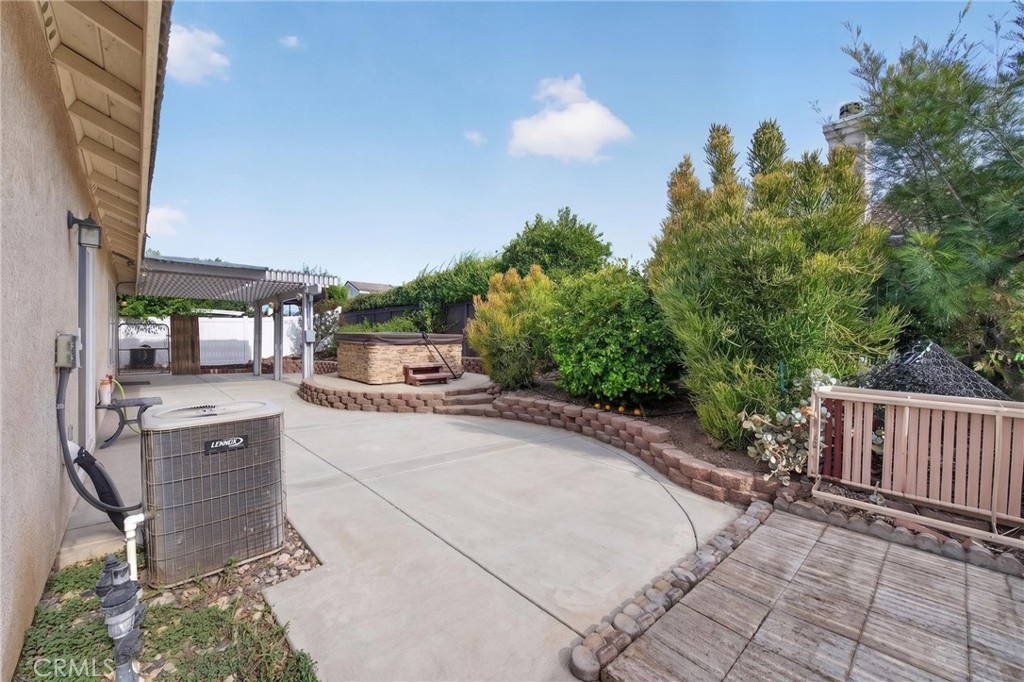 main property photo 35