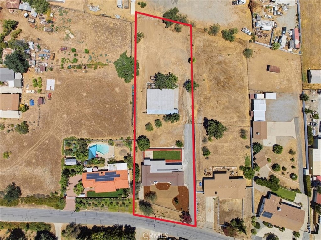 main property photo 48