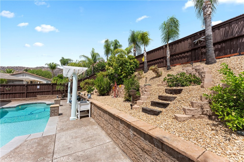 main property photo 51
