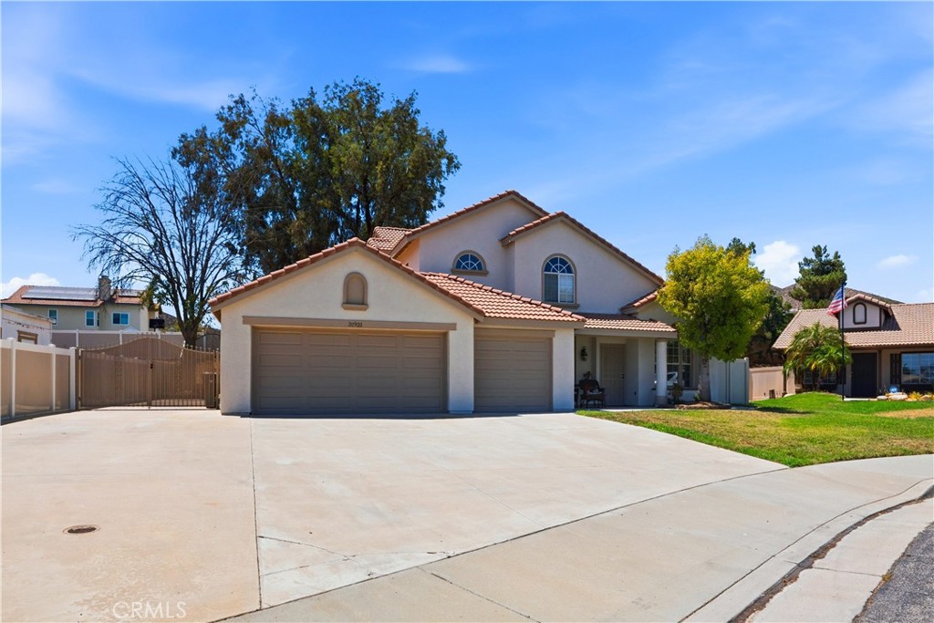 main property photo 3