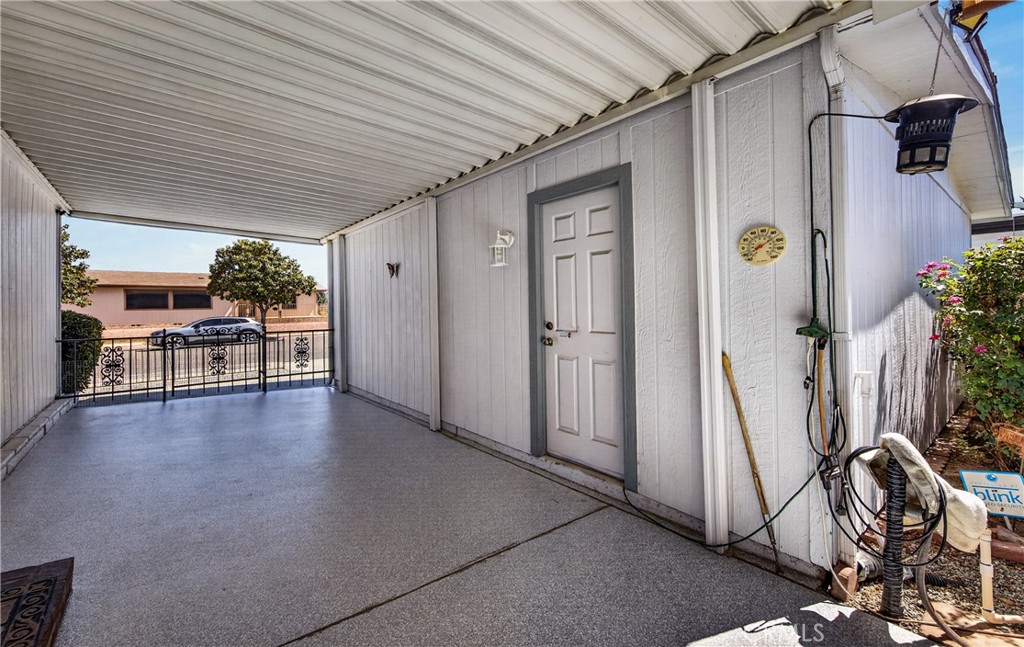 main property photo 18