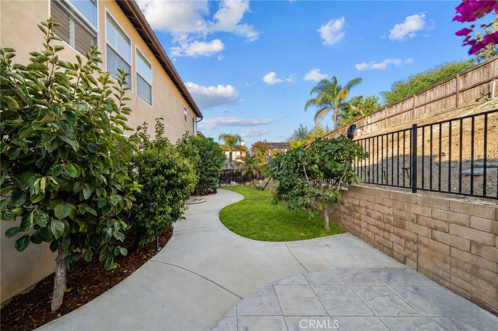 main property photo 50