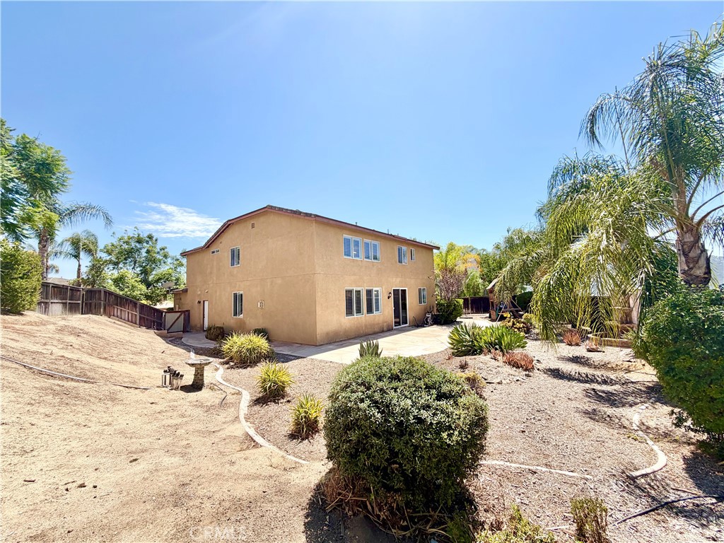 main property photo 38
