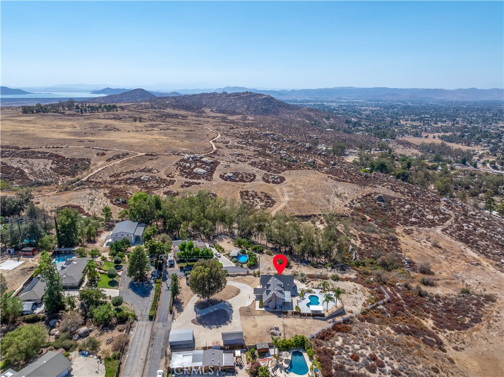 main property photo 51