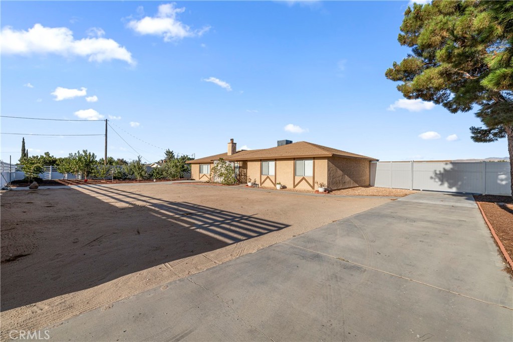 main property photo 35