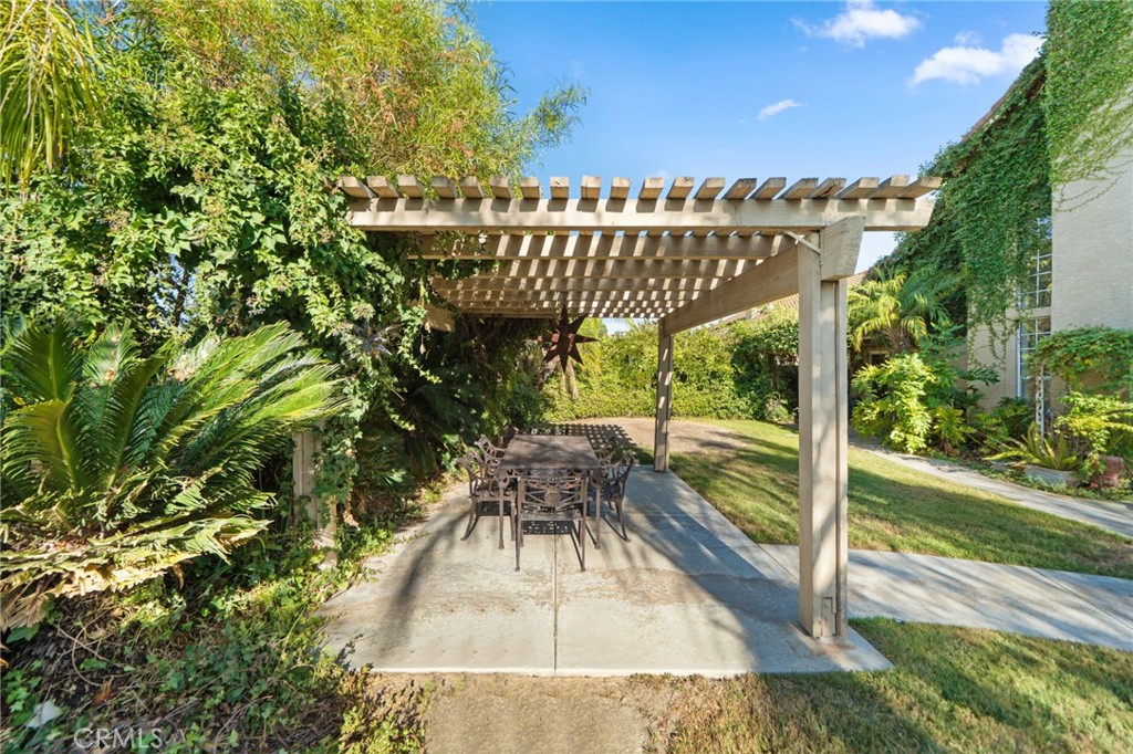 main property photo 58