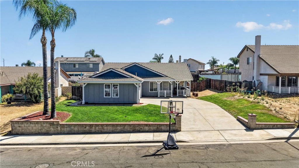 main property photo 4
