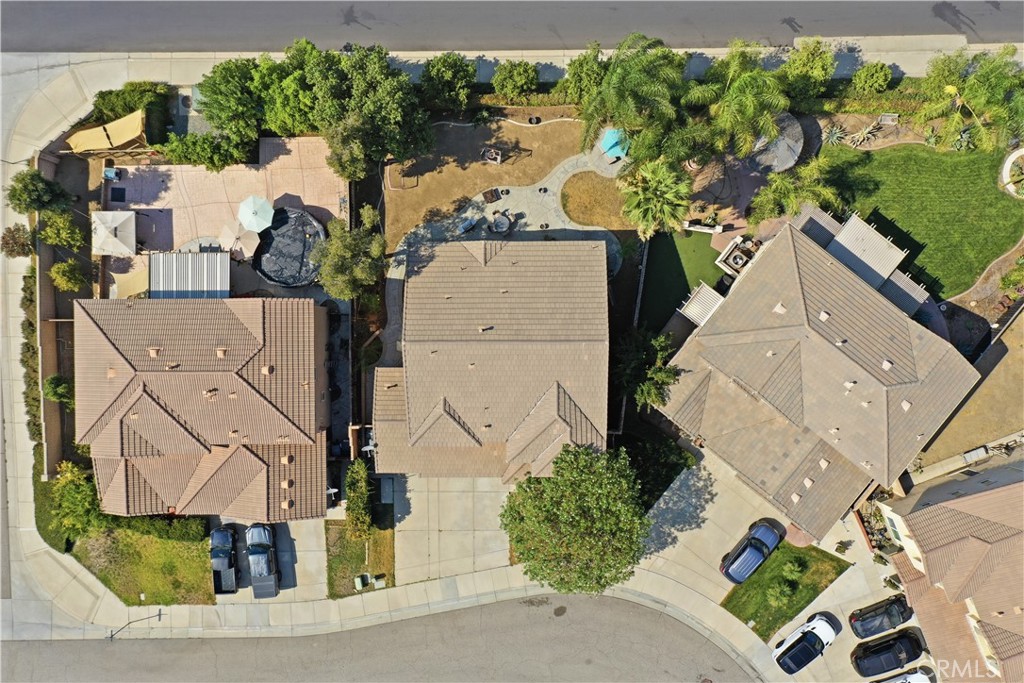 main property photo 44