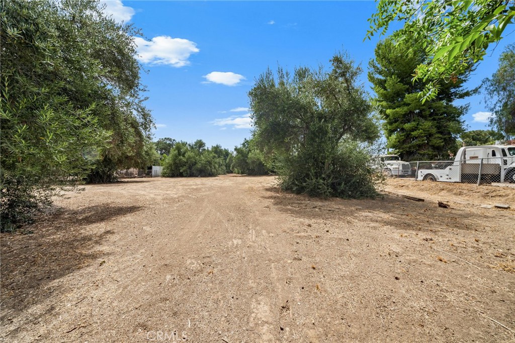 main property photo 45