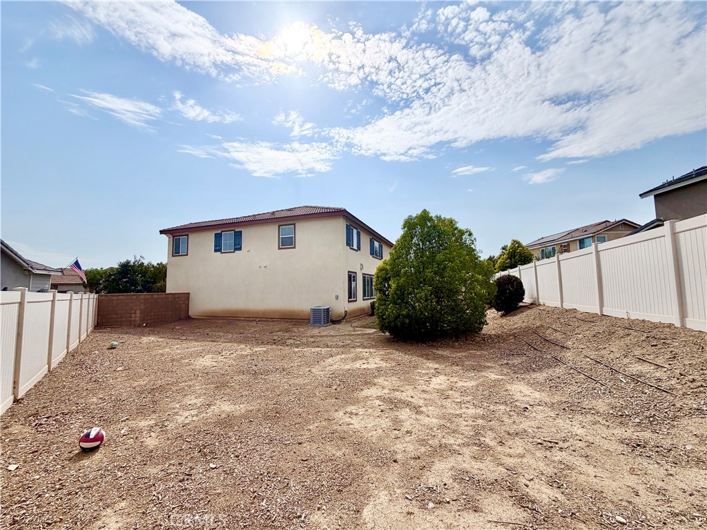 main property photo 33
