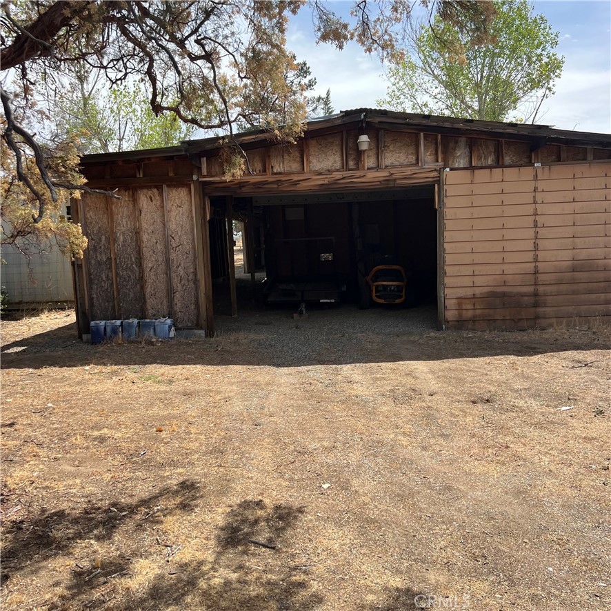 main property photo 23