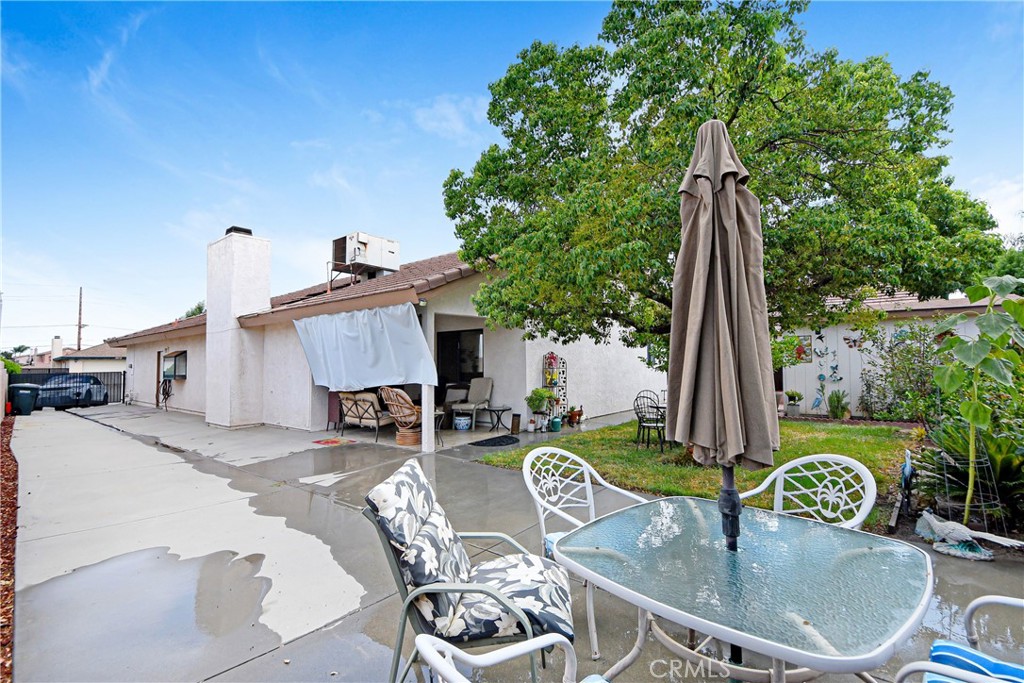 main property photo 9