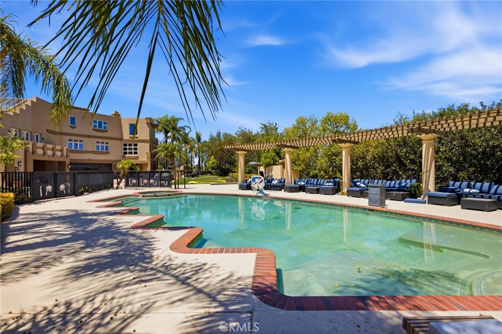 main property photo 74