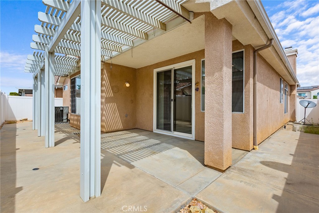 main property photo 25