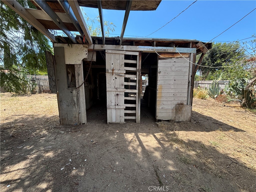 main property photo 27