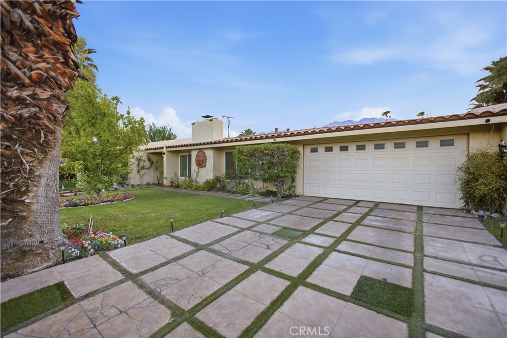main property photo 50