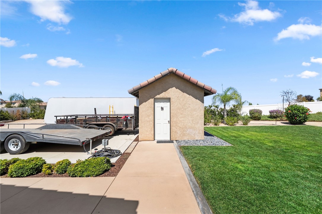 main property photo 50