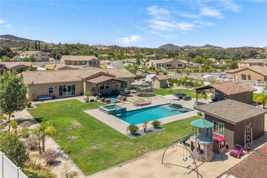 main property photo 60