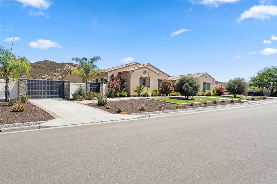 main property photo 65
