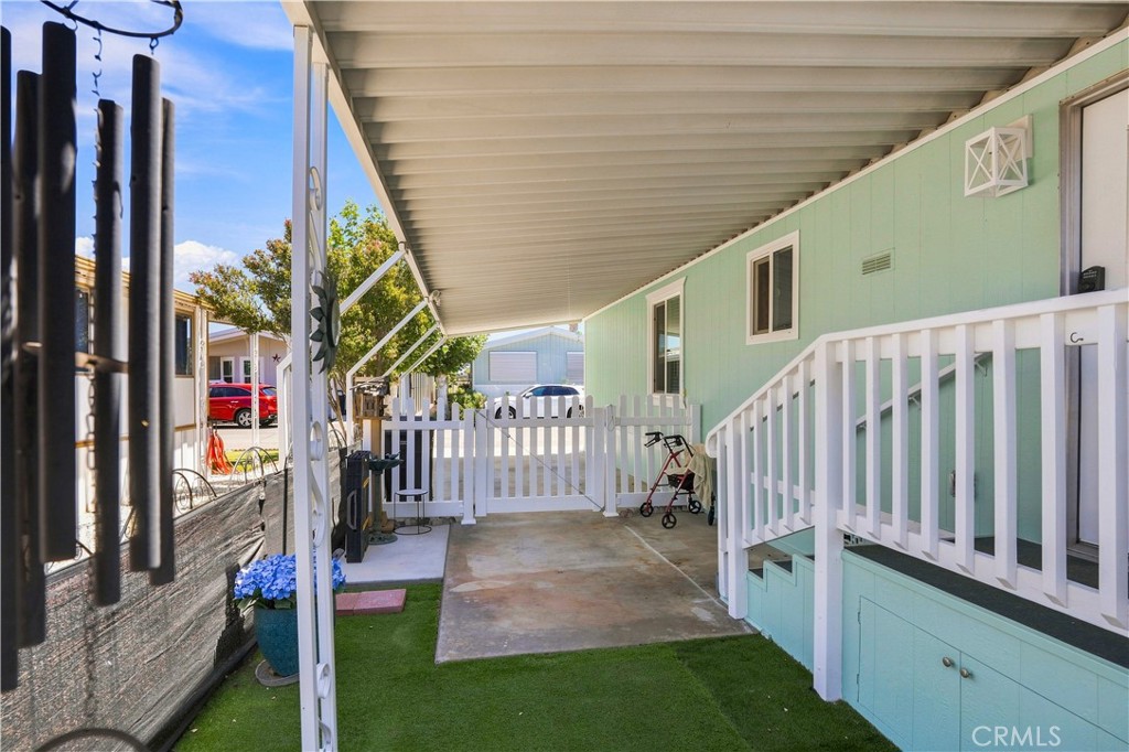 main property photo 25