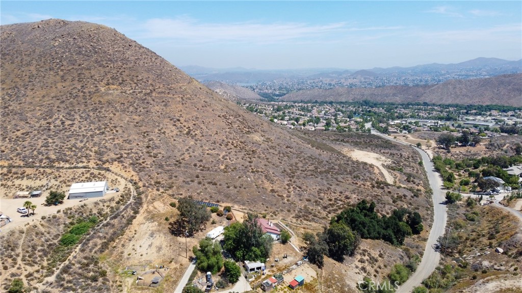 main property photo 11