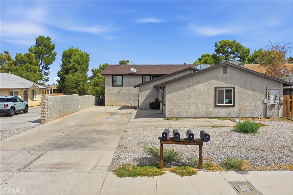 main property photo 2