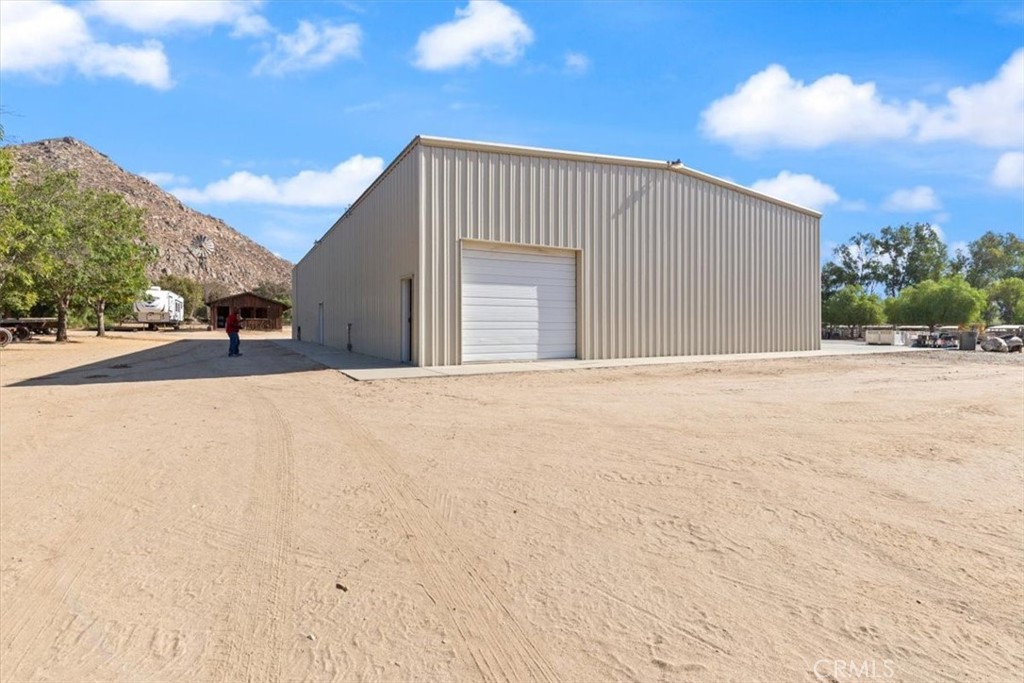 main property photo 45