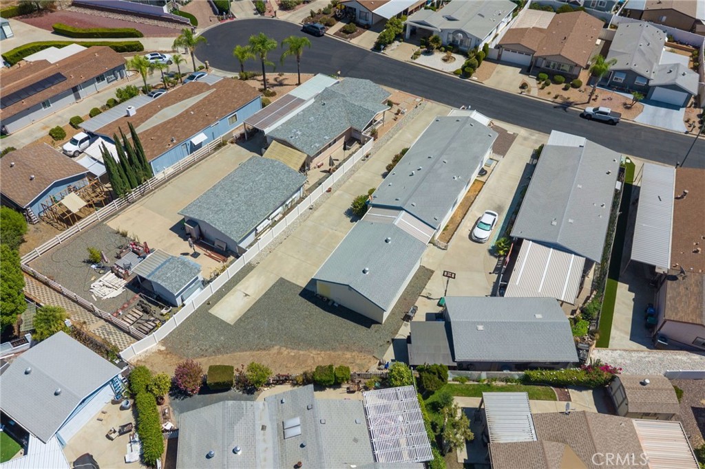 main property photo 44