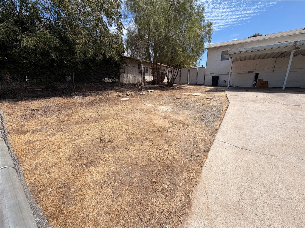 main property photo 11