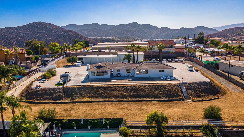 main property photo 39
