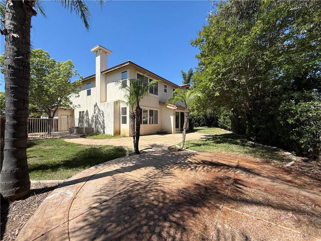 main property photo 30