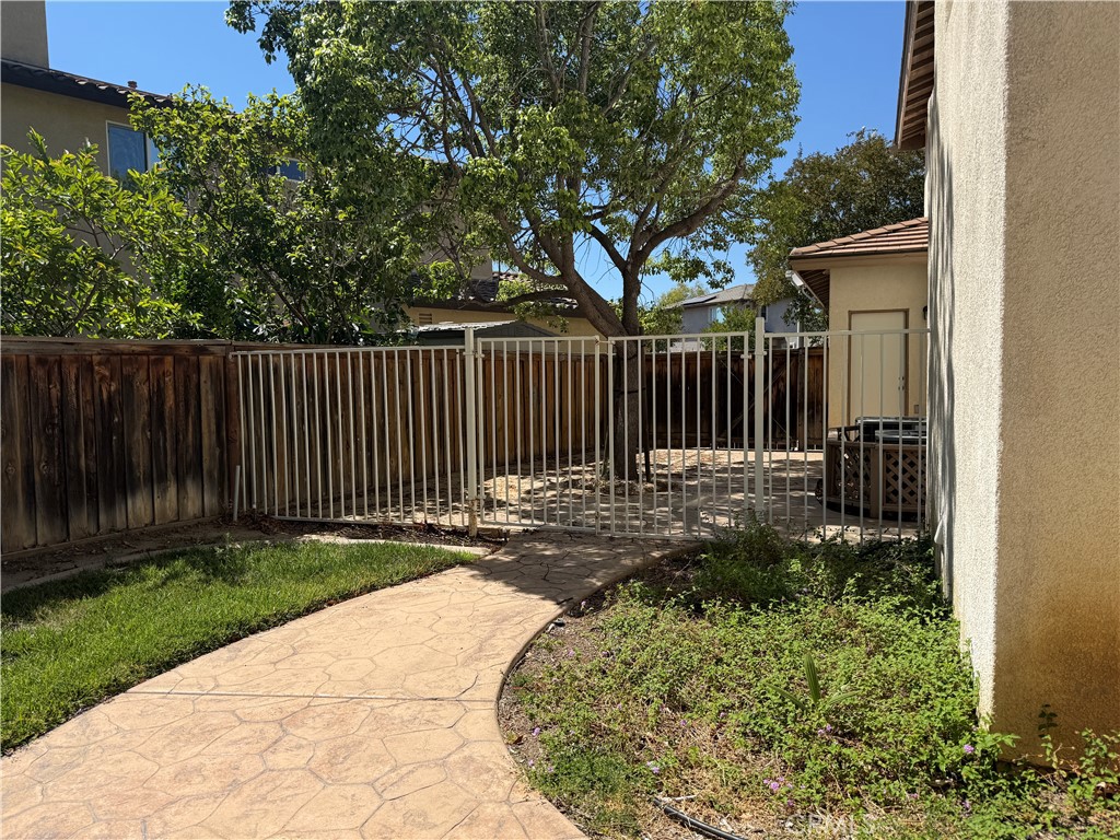 main property photo 31