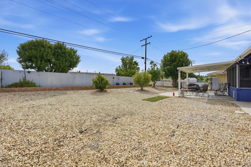 main property photo 24