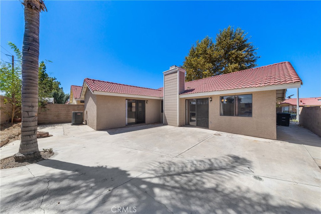 main property photo 20
