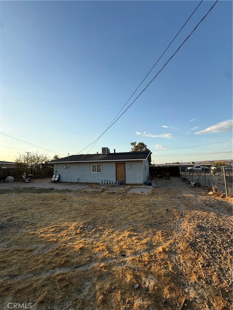 main property photo 9