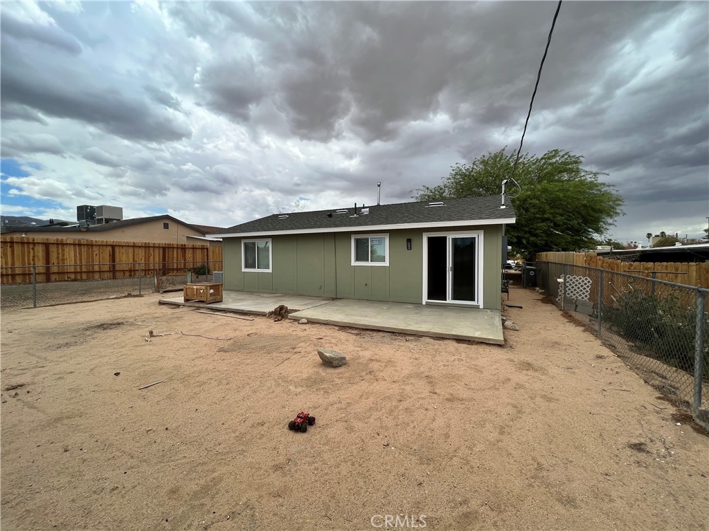 main property photo 14