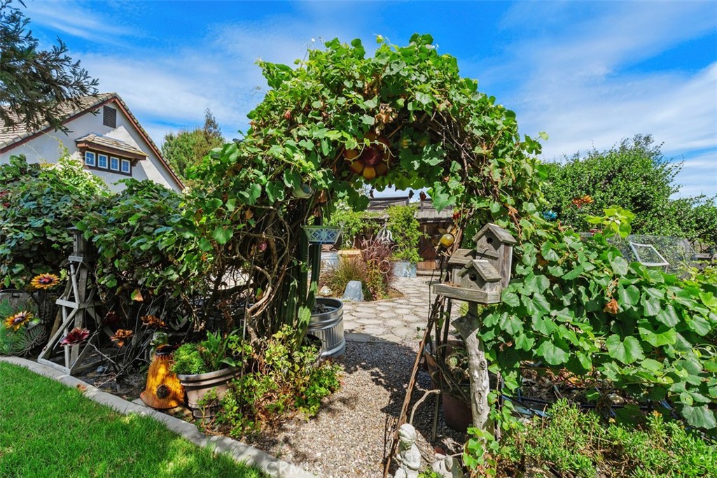 main property photo 59