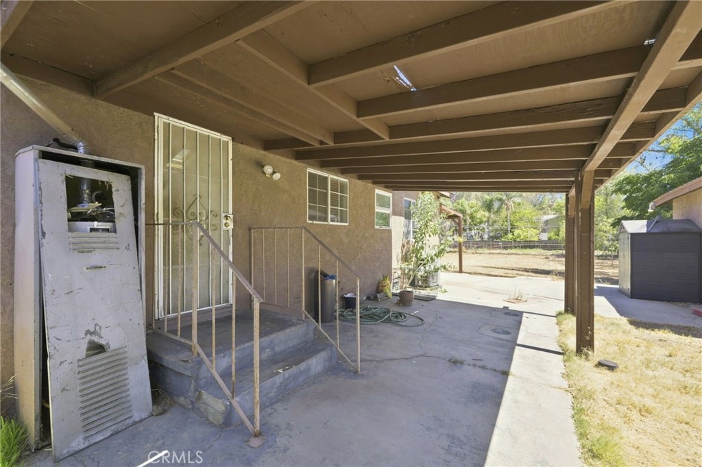 main property photo 15