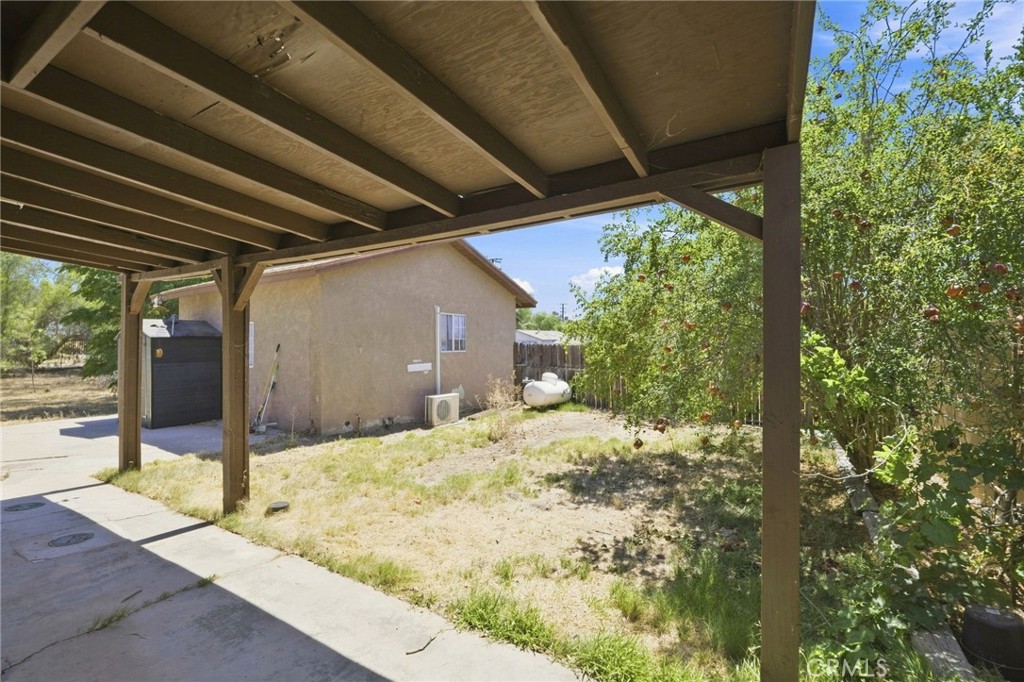 main property photo 16