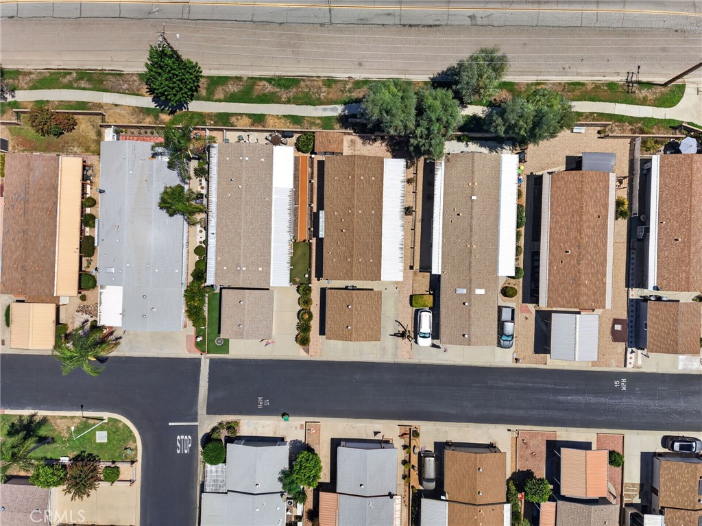 main property photo 40
