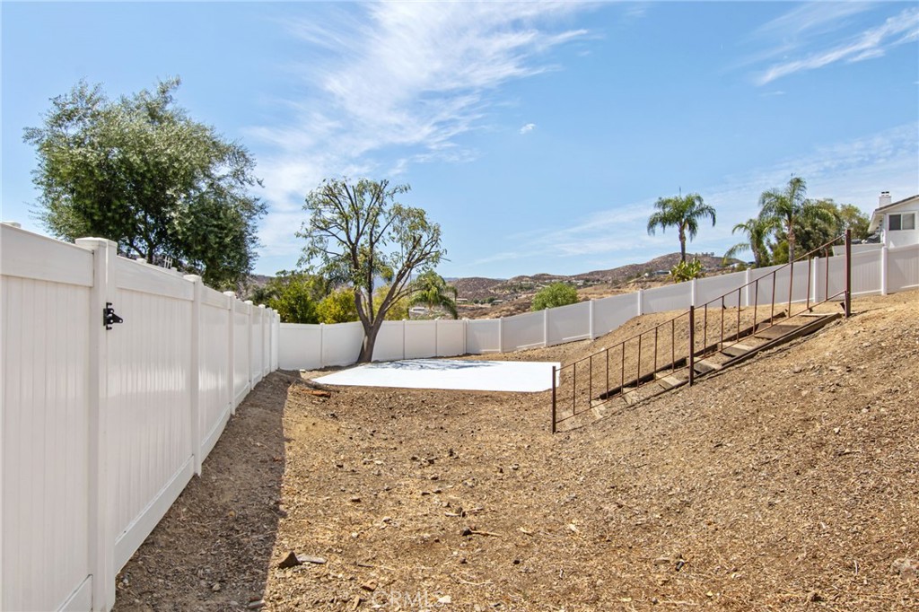main property photo 59