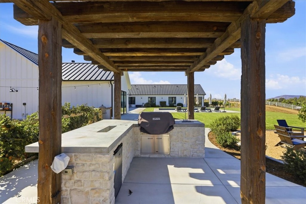 main property photo 61
