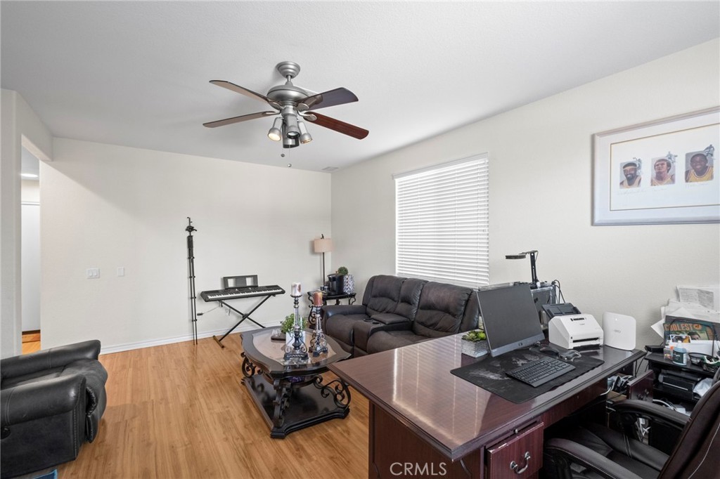 main property photo 18
