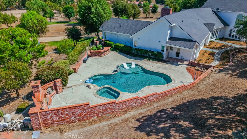main property photo 64